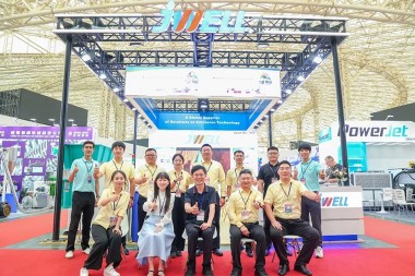 ကြီးကျယ်ခမ်းနားသော ဖွင့်ပွဲ- JWELL Machinery သည် ဟနွိုင်း ရော်ဘာ ပလတ်စတစ်ပြပွဲတွင် ပါဝင်ခဲ့ပြီး ဗီယက်နမ် ဒေသတွင်း စမတ်ထုတ်လုပ်မှုပုံစံကို ဖော်ဆောင်ခဲ့သည်